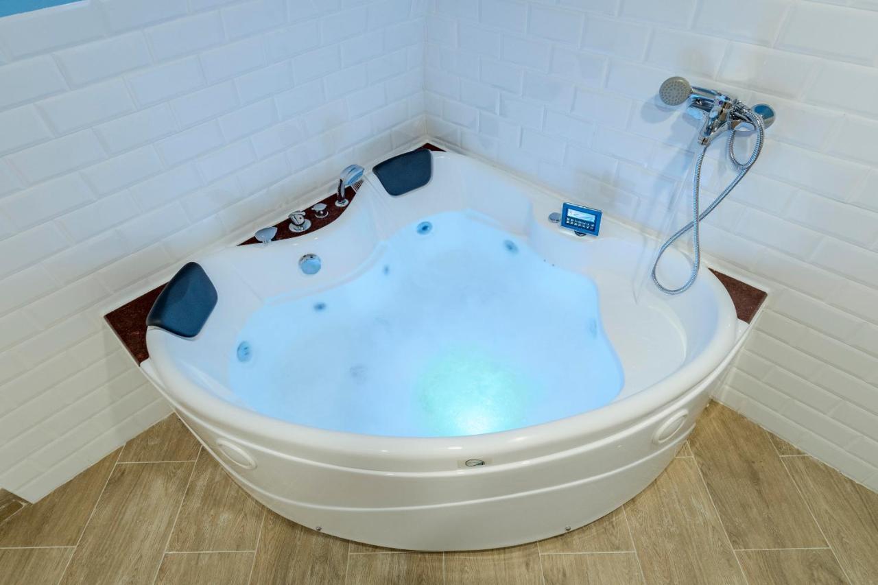 Ferienwohnung El Triangulo Del Arte - Jacuzzi Madrid Exterior foto