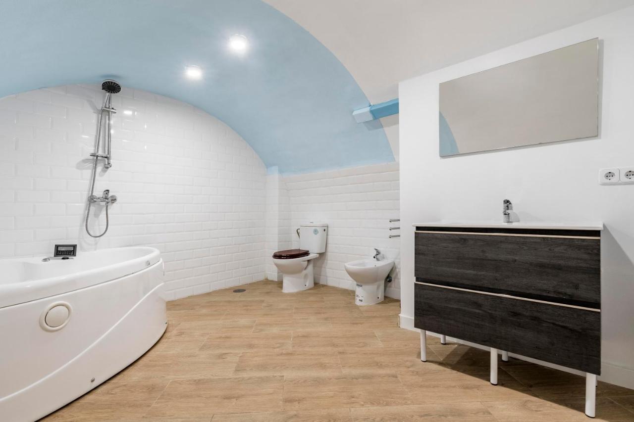 Ferienwohnung El Triangulo Del Arte - Jacuzzi Madrid Exterior foto
